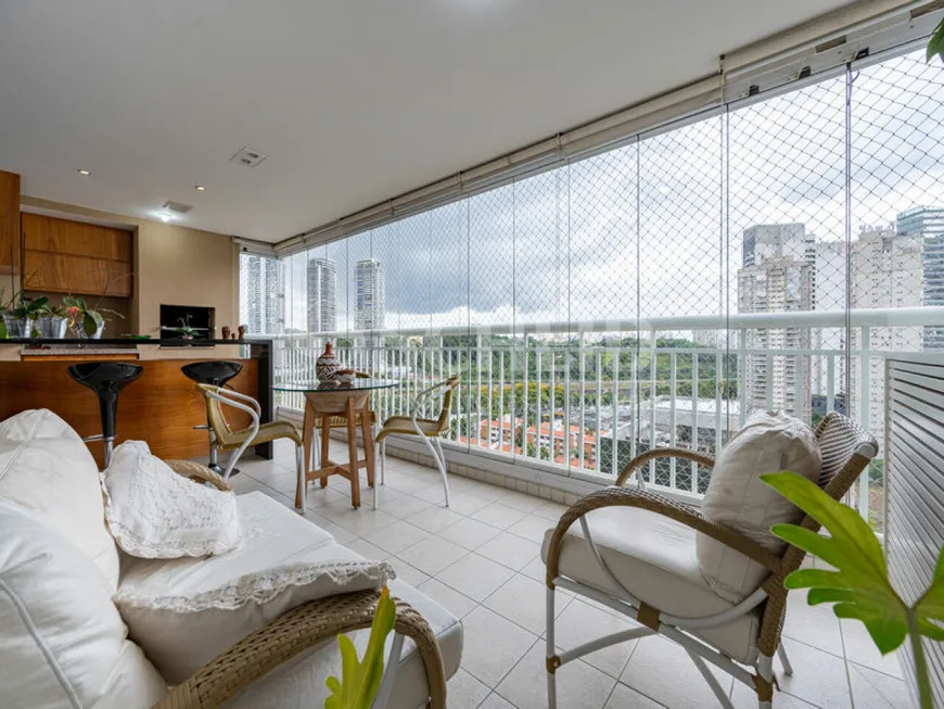Foto 1 de Apartamento com 3 Quartos à venda, 130m² em Chácara Santo Antônio, São Paulo