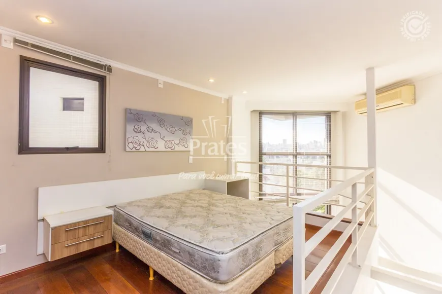 Foto 1 de Apartamento com 1 Quarto para alugar, 49m² em Batel, Curitiba