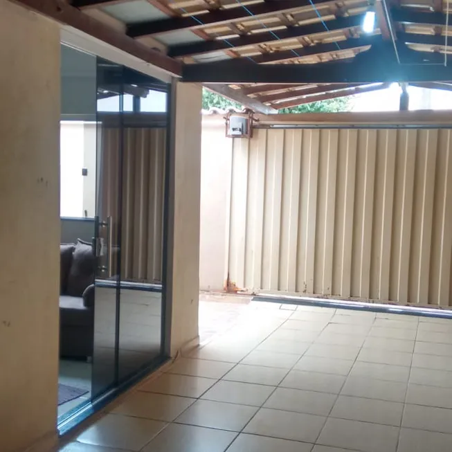 Foto 1 de Casa com 2 Quartos à venda, 50m² em LAGOA GRANDE, Feira de Santana