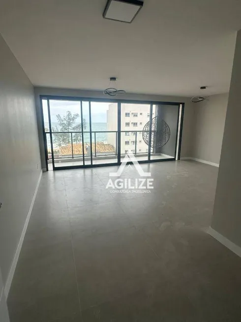 Foto 1 de Apartamento com 3 Quartos à venda, 142m² em Praia do Pecado, Macaé