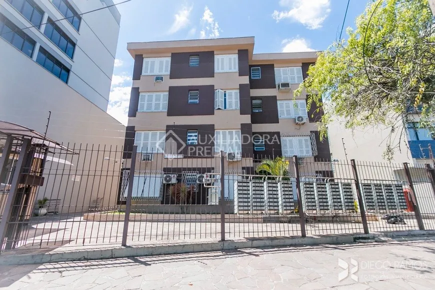 Foto 1 de Apartamento com 1 Quarto à venda, 43m² em Praia de Belas, Porto Alegre