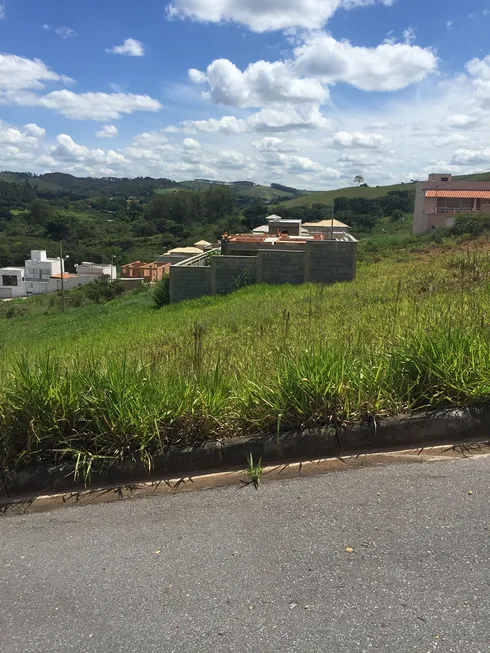 Foto 1 de Lote/Terreno à venda, 250m² em Guarda Mor, São João Del Rei