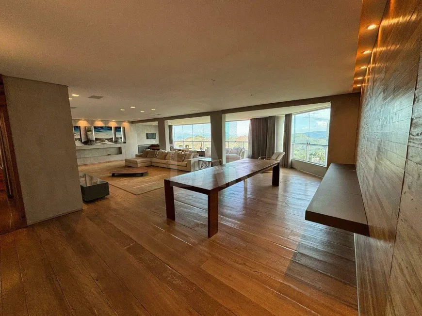 Foto 1 de Apartamento com 4 Quartos à venda, 315m² em Vila da Serra, Nova Lima