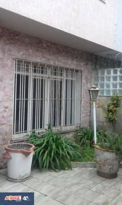 Foto 1 de Sobrado com 3 Quartos à venda, 200m² em Vila Galvão, Guarulhos