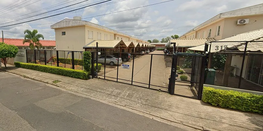 Foto 1 de Casa de Condomínio com 3 Quartos à venda, 120m² em Parque São Jorge, Marília