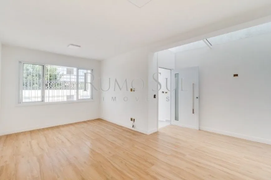 Foto 1 de Casa com 3 Quartos à venda, 130m² em Jardim Consórcio, São Paulo