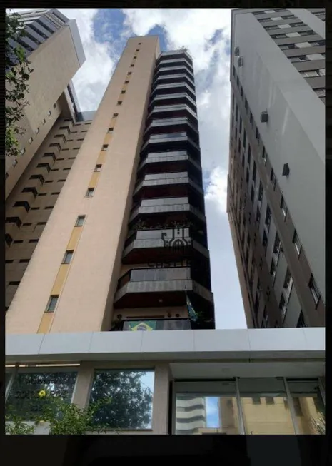 Foto 1 de Apartamento com 4 Quartos para alugar, 195m² em Centro, Londrina