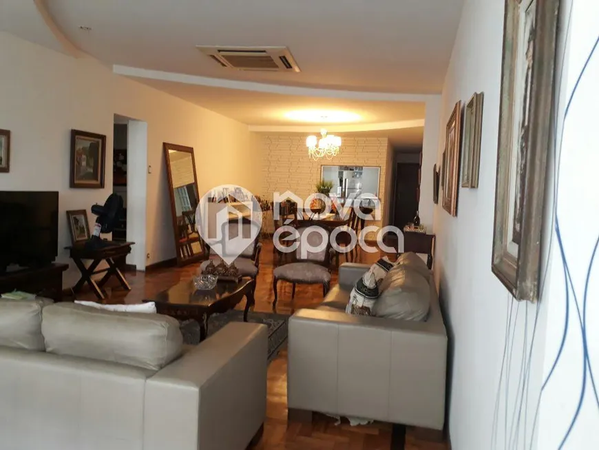 Foto 1 de Apartamento com 3 Quartos à venda, 183m² em Copacabana, Rio de Janeiro