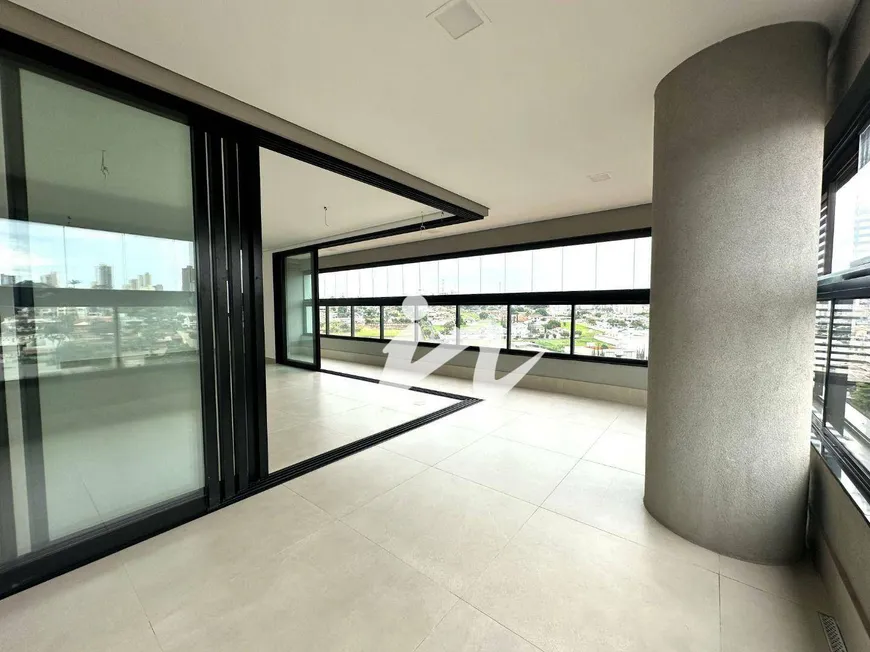 Foto 1 de Apartamento com 3 Quartos à venda, 200m² em Morada da Colina, Uberlândia