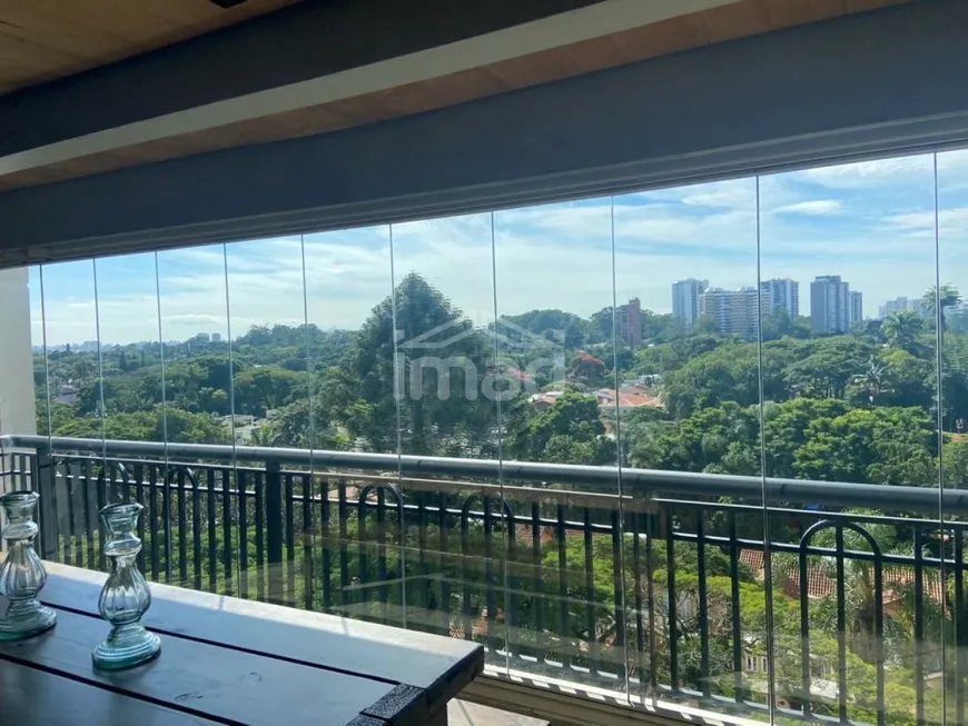 Foto 1 de Apartamento com 3 Quartos para venda ou aluguel, 190m² em Santo Amaro, São Paulo