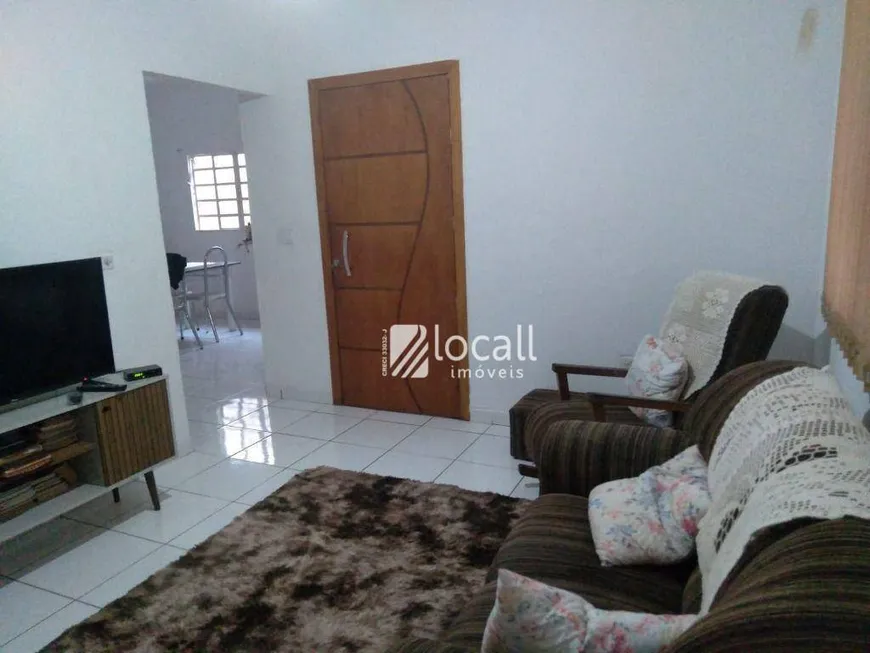 Foto 1 de Casa com 2 Quartos à venda, 140m² em Loteamento Residencial Regissol, Mirassol