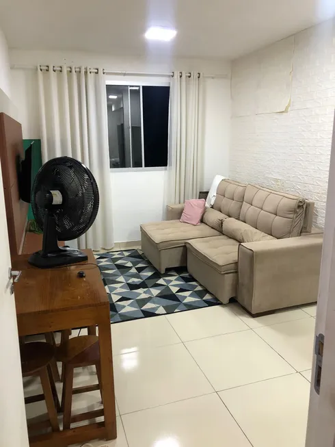 Foto 1 de Apartamento com 2 Quartos para alugar, 45m² em Industrial, Camaçari