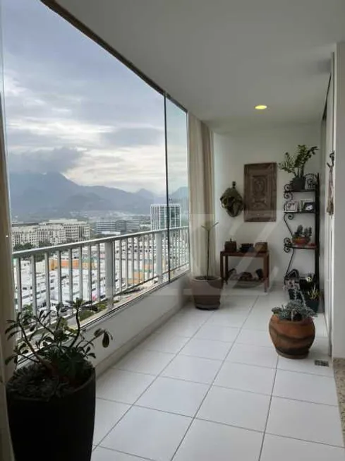 Foto 1 de Apartamento com 1 Quarto à venda, 74m² em Barra da Tijuca, Rio de Janeiro