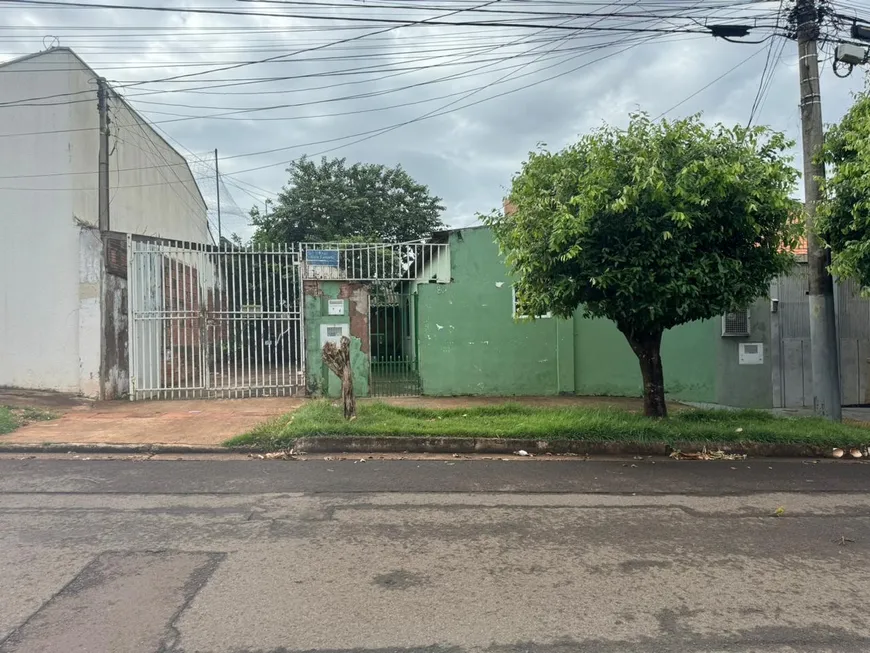 Foto 1 de Lote/Terreno à venda, 300m² em São Francisco, Campo Grande