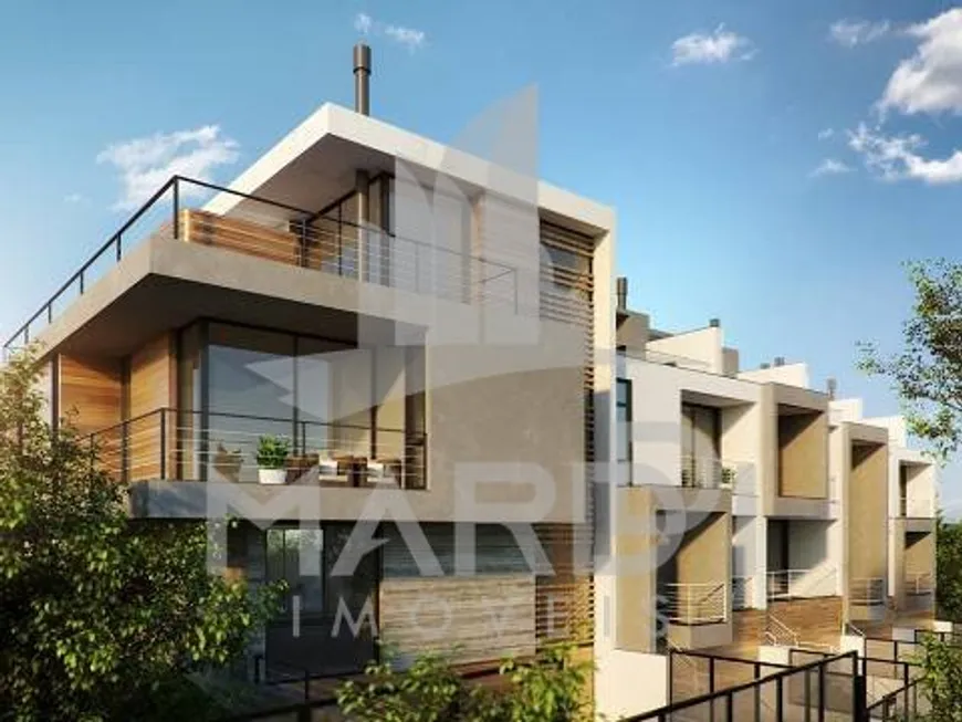 Foto 1 de Casa de Condomínio com 3 Quartos à venda, 292m² em Vila Assunção, Porto Alegre
