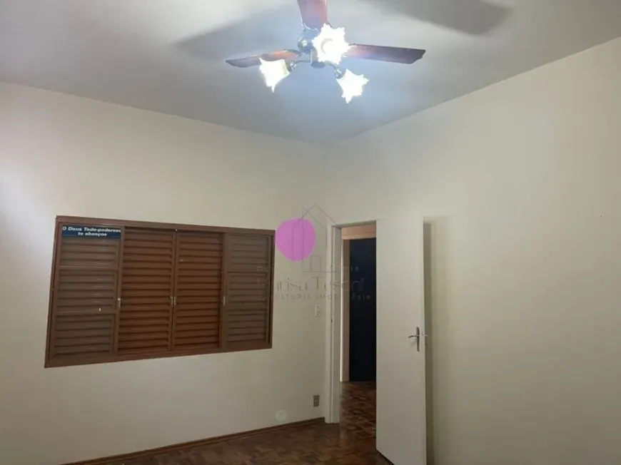 Foto 1 de Casa com 3 Quartos à venda, 216m² em Jardim Presidente, Londrina