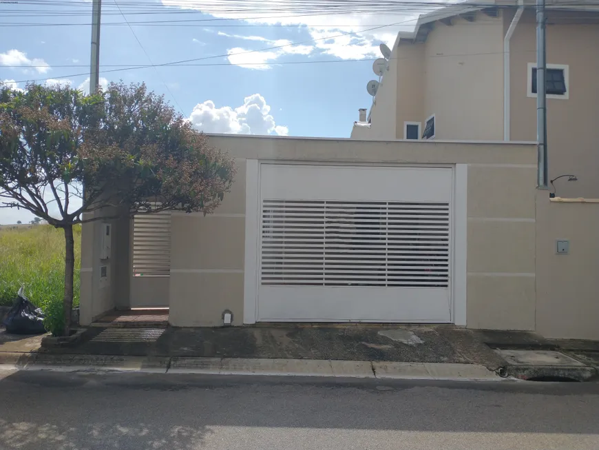 Foto 1 de Casa com 3 Quartos à venda, 70m² em Residencial Quinta dos Vinhedos, Bragança Paulista