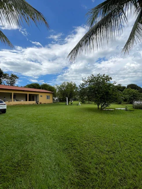 Foto 1 de Fazenda/Sítio com 2 Quartos à venda, 80m² em , Nerópolis