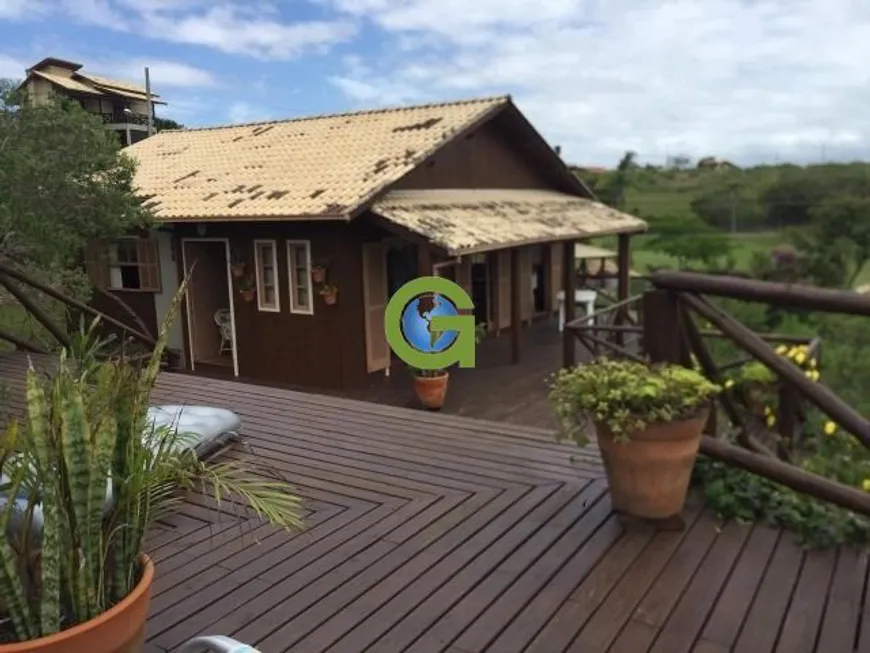 Foto 1 de Casa com 2 Quartos à venda, 67m² em Praia do Rosa, Imbituba