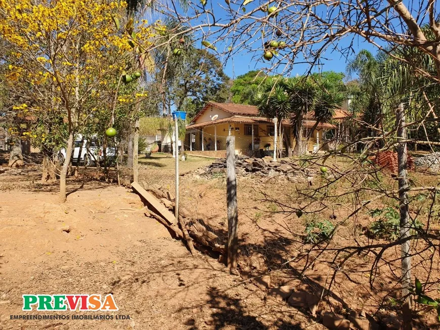 Foto 1 de Fazenda/Sítio com 2 Quartos à venda, 1328m² em Centro, Itaguara