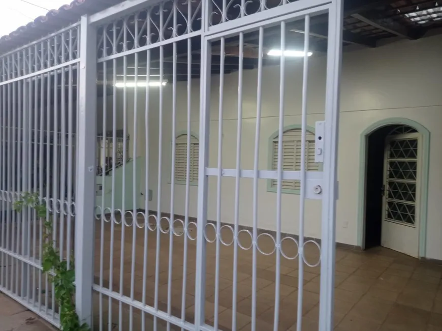 Foto 1 de Casa com 3 Quartos à venda, 140m² em Guara II, Brasília