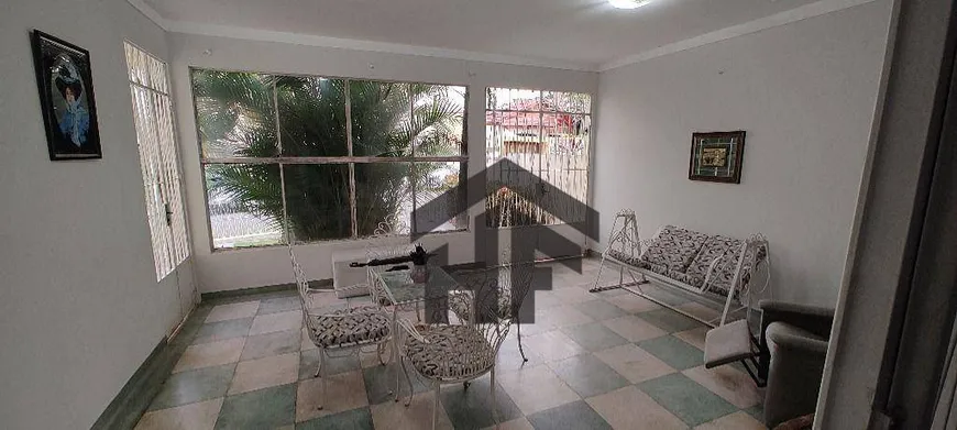 Foto 1 de Casa com 4 Quartos à venda, 225m² em Casa Amarela, Recife