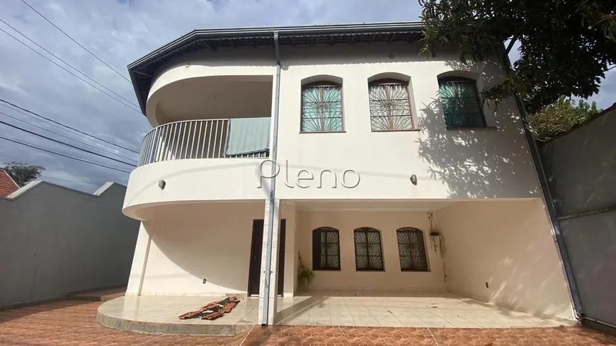 Foto 1 de Casa com 3 Quartos à venda, 205m² em Jardim Nova Europa, Campinas