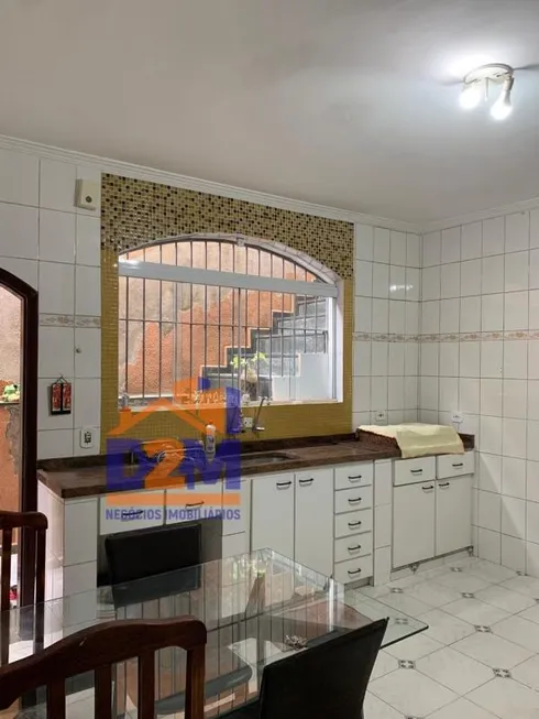 Foto 1 de Casa com 2 Quartos para alugar, 130m² em Cipava, Osasco