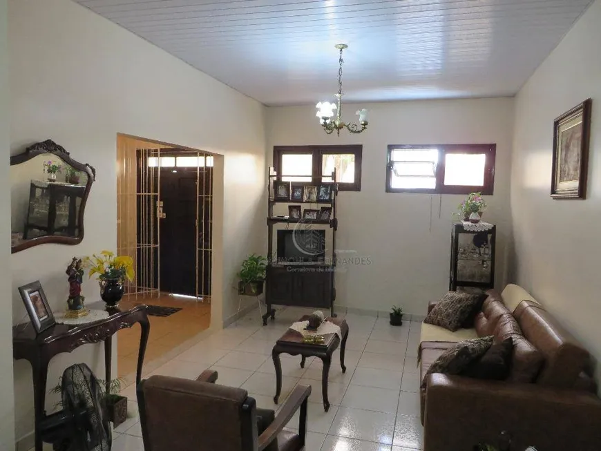 Foto 1 de Casa com 3 Quartos à venda, 127m² em Santa Cruz, Rio Claro