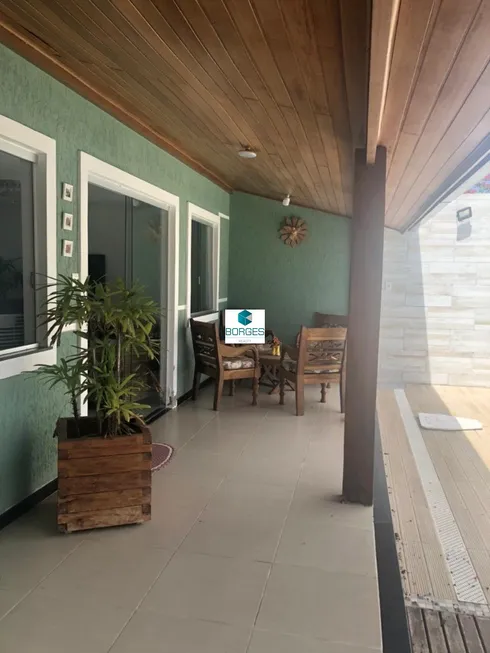 Foto 1 de Casa com 4 Quartos à venda, 173m² em Buraquinho, Lauro de Freitas