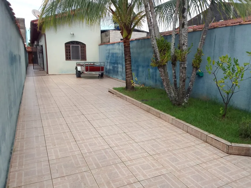 Foto 1 de Casa com 2 Quartos à venda, 200m² em Florida Mirim, Mongaguá