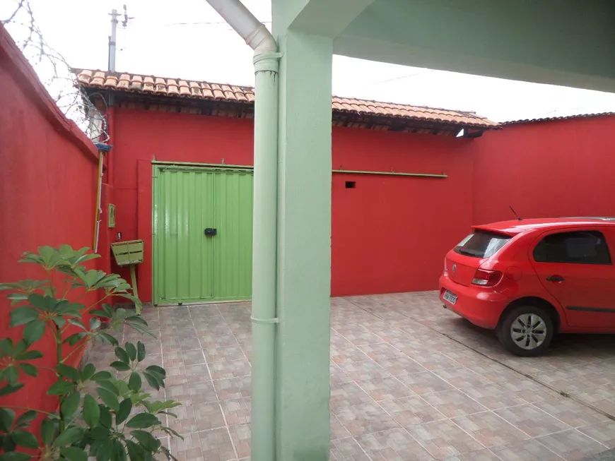 Foto 1 de Casa com 3 Quartos à venda, 360m² em Piratininga Venda Nova, Belo Horizonte