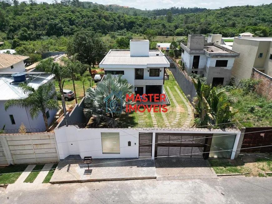 Foto 1 de Casa com 3 Quartos à venda, 360m² em Granja Ouro Branco, Contagem