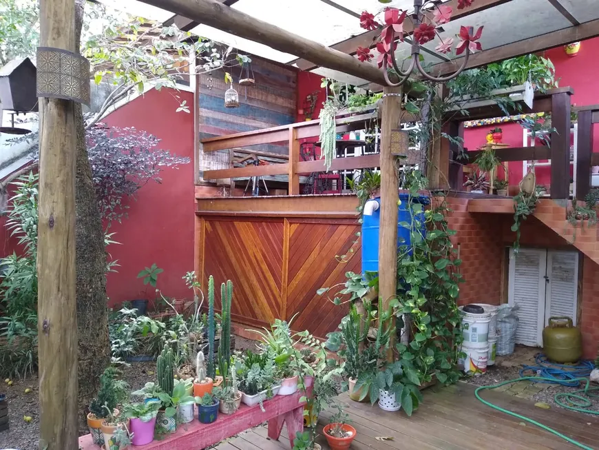 Foto 1 de Casa com 3 Quartos à venda, 125m² em Pendotiba, Niterói