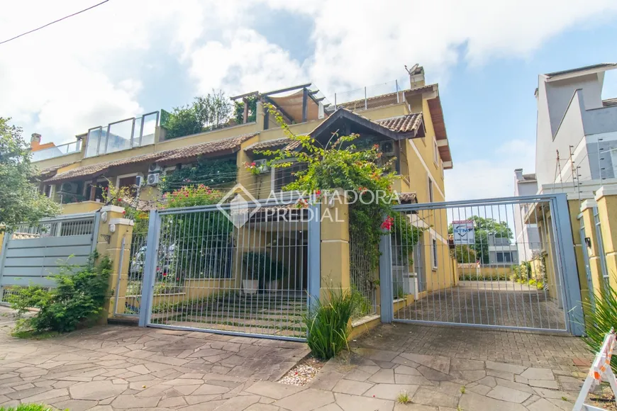 Foto 1 de Casa de Condomínio com 3 Quartos à venda, 195m² em Tristeza, Porto Alegre