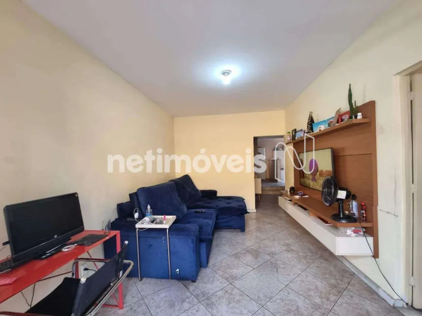 Foto 1 de Casa com 3 Quartos à venda, 211m² em Caiçaras, Belo Horizonte