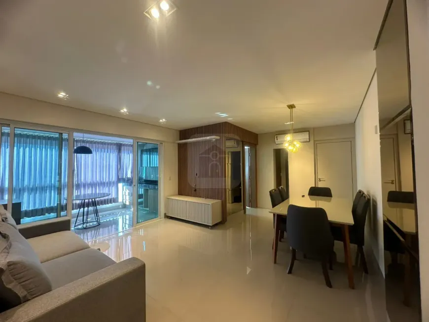 Foto 1 de Apartamento com 3 Quartos para alugar, 98m² em Altamira, Uberlândia