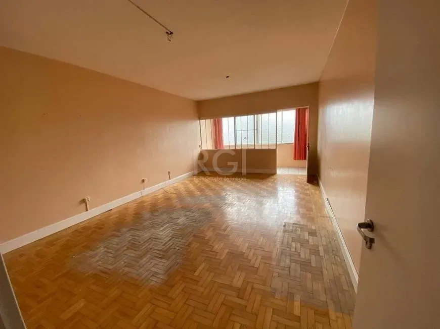 Foto 1 de Apartamento com 3 Quartos à venda, 105m² em Floresta, Porto Alegre