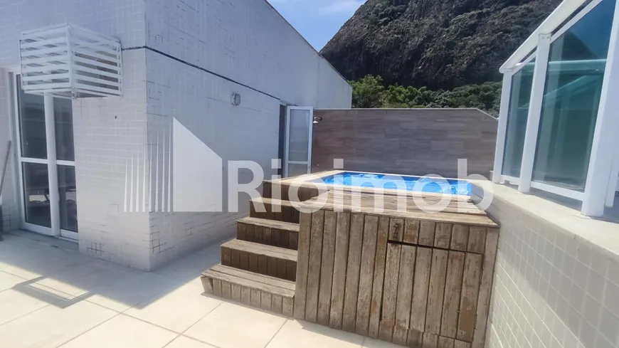 Foto 1 de Cobertura com 4 Quartos à venda, 189m² em Vargem Pequena, Rio de Janeiro