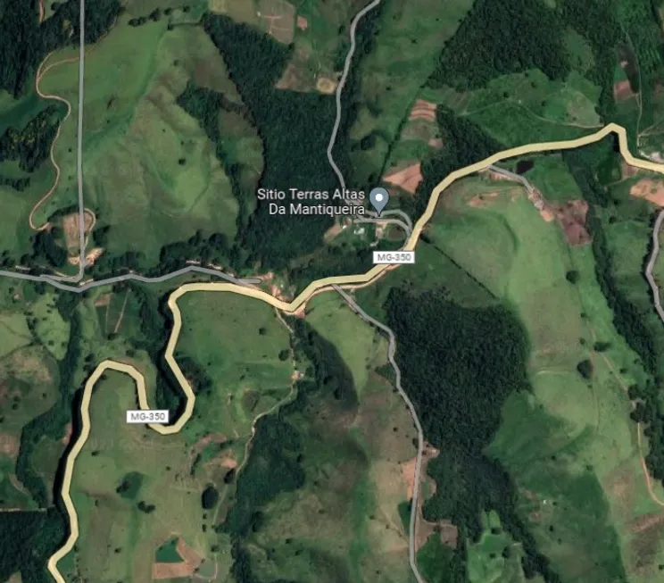 Foto 1 de Lote/Terreno à venda, 157300m² em Zona Rural, Virgínia