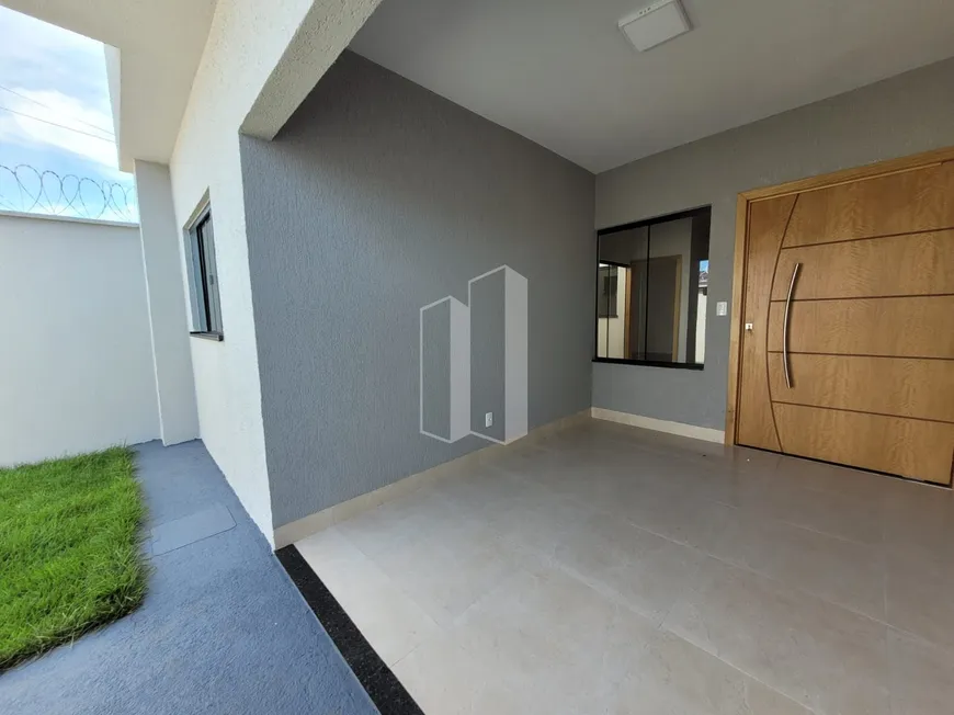 Foto 1 de Casa com 3 Quartos à venda, 107m² em Residencial Alice Barbosa, Goiânia