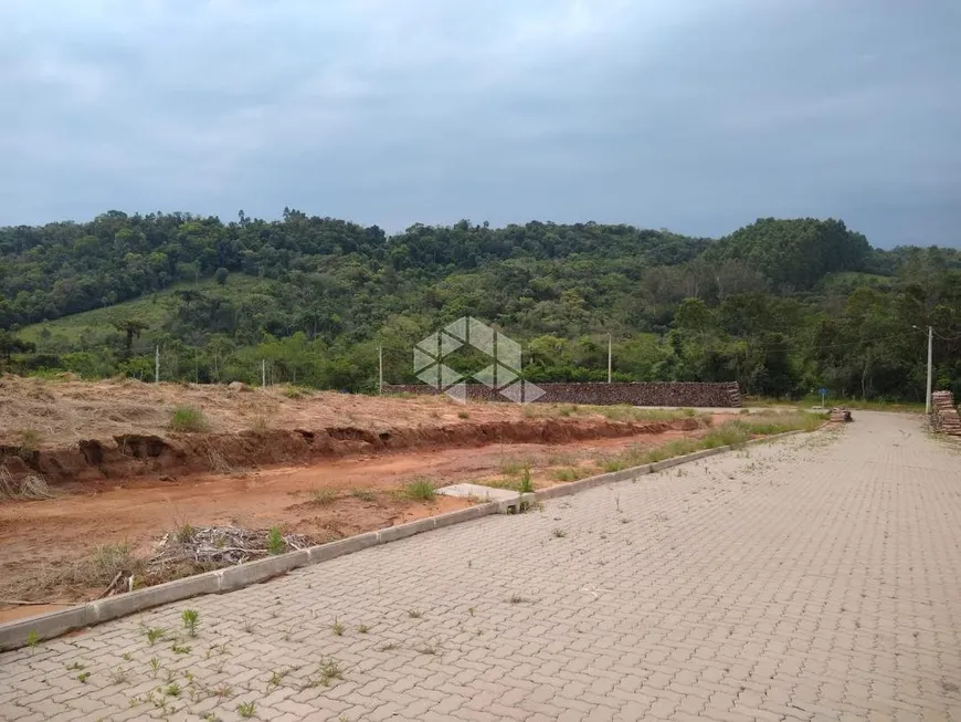 Foto 1 de Lote/Terreno à venda, 300m² em , Lindolfo Collor