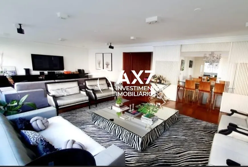 Foto 1 de Apartamento com 4 Quartos à venda, 234m² em Santa Cecília, São Paulo