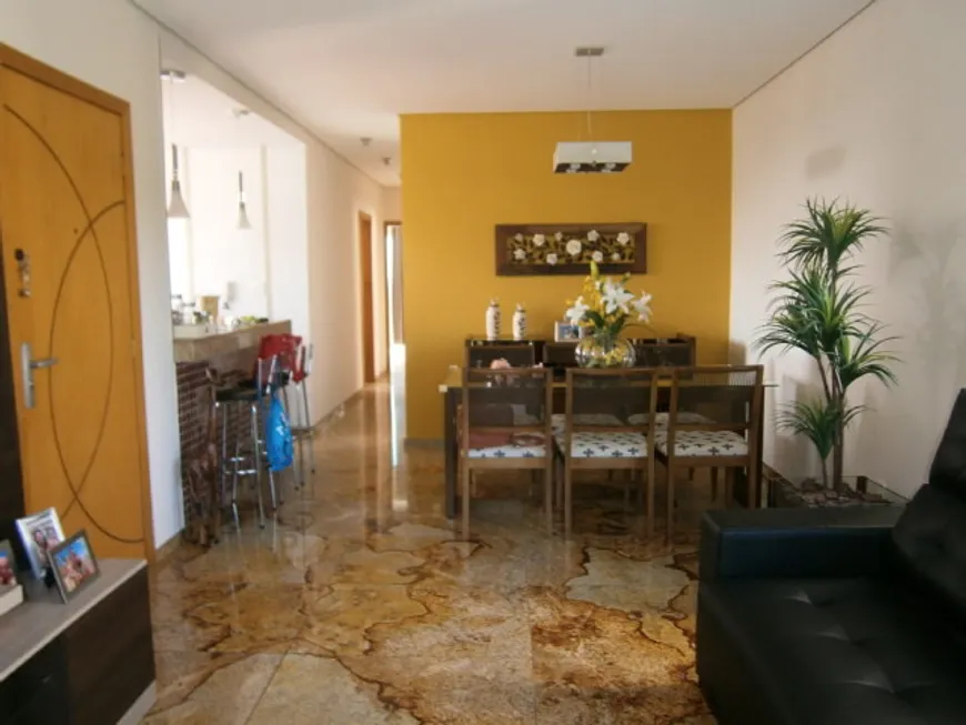 Foto 1 de Apartamento com 3 Quartos à venda, 120m² em Ouro Preto, Belo Horizonte