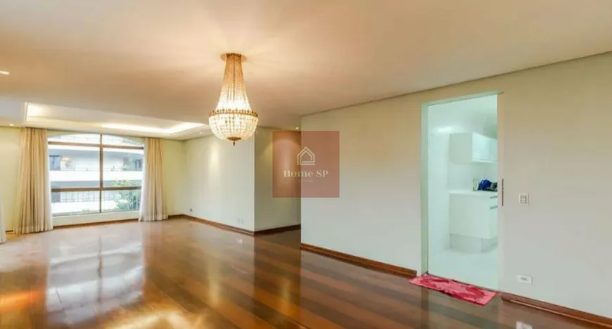 Foto 1 de Apartamento com 4 Quartos à venda, 172m² em Moema, São Paulo