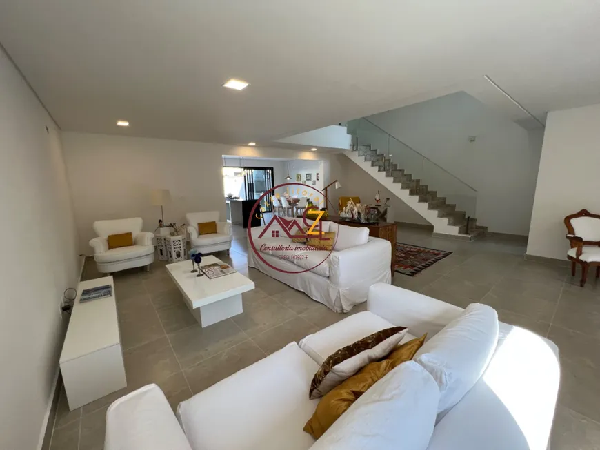 Foto 1 de Casa de Condomínio com 4 Quartos para alugar, 220m² em Barra Do Sahy, São Sebastião