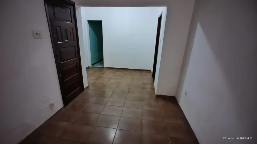 Foto 1 de Sala Comercial com 3 Quartos para alugar, 70m² em Taquara, Rio de Janeiro