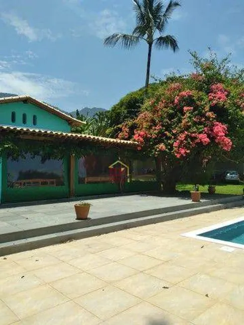 Foto 1 de Casa com 4 Quartos à venda, 230m² em Feiticeira, Ilhabela
