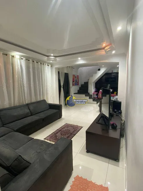 Foto 1 de Sobrado com 4 Quartos à venda, 450m² em Vila Silviânia, Carapicuíba