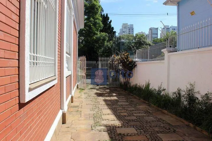 Foto 1 de Casa com 4 Quartos à venda, 300m² em Jardim Europa, São Paulo